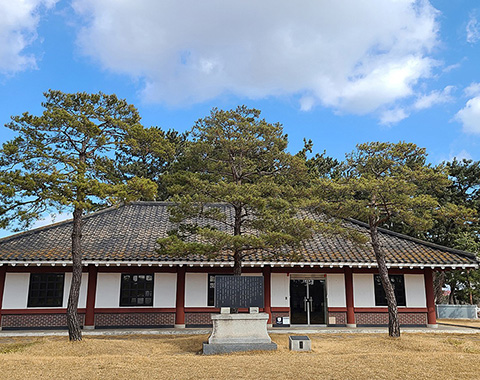 필경사