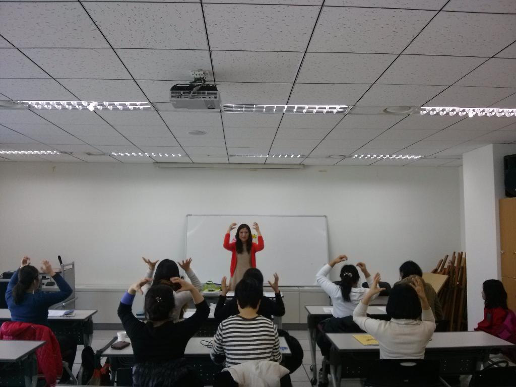 배움의 열기로 뜨거운 당진시립도서관 이미지