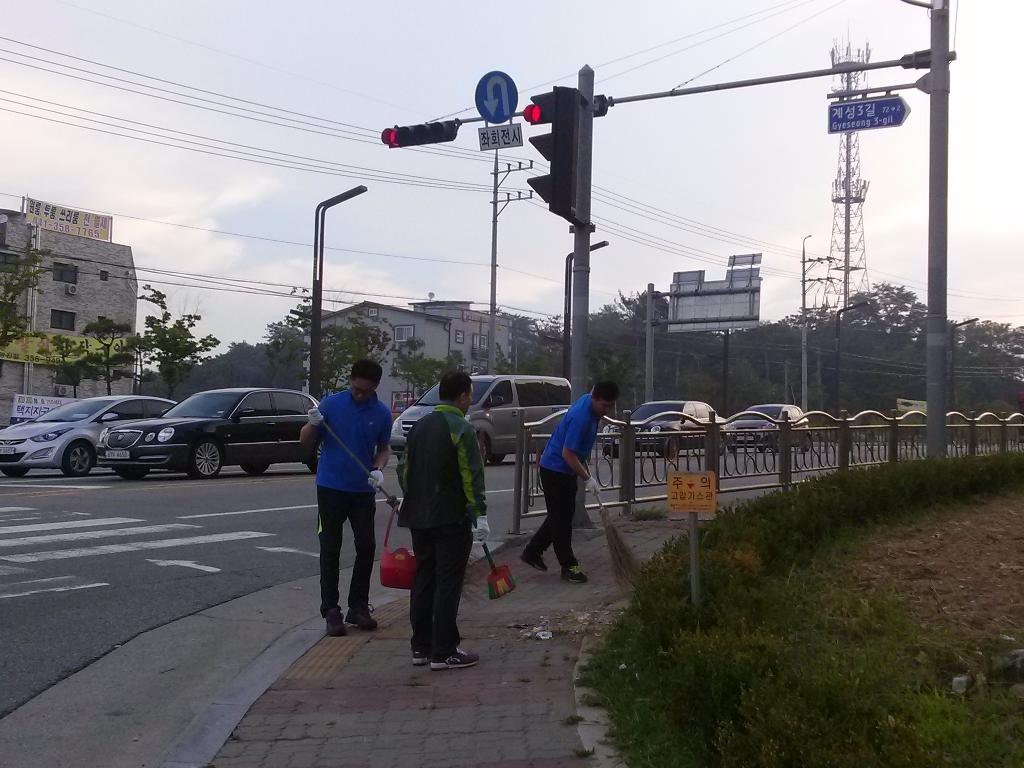 환경 청결활동으로 깨끗해진 당진 거리 이미지