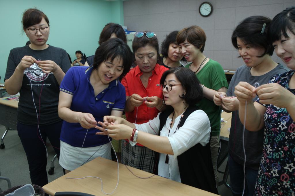 당진시농업기술센터, 전통매듭공예교육 실시 이미지