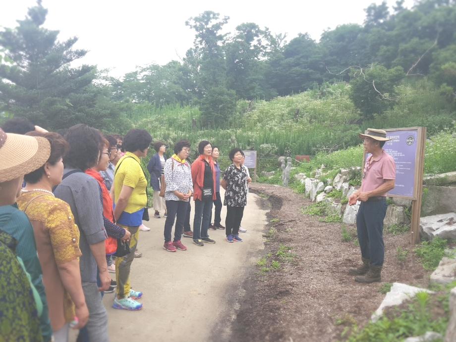 당진 대호지면 생활개선회, 충주서 영농기술 배워 이미지