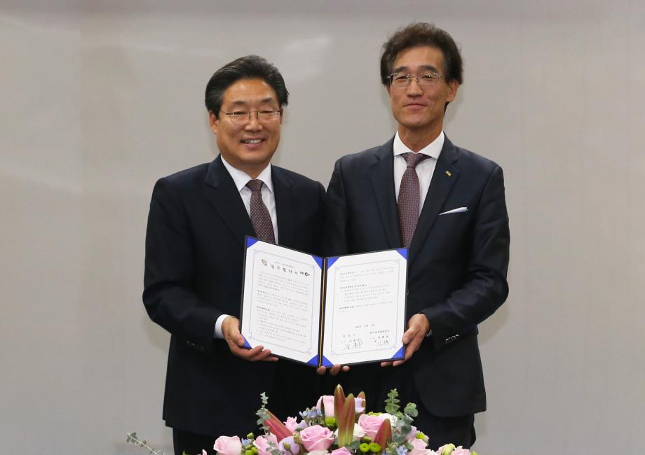 당진시, 한국교육방송공사(EBS)와 도서관 업무 협약 이미지
