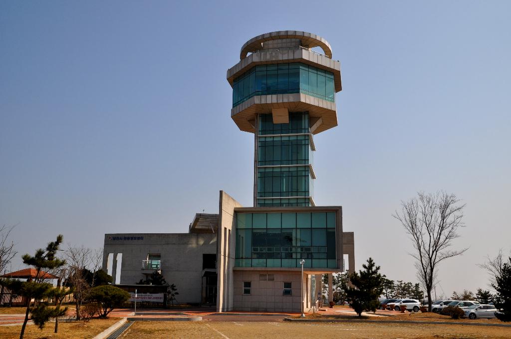 당진 9경 중 4경인 제방질주와 장고항 이미지