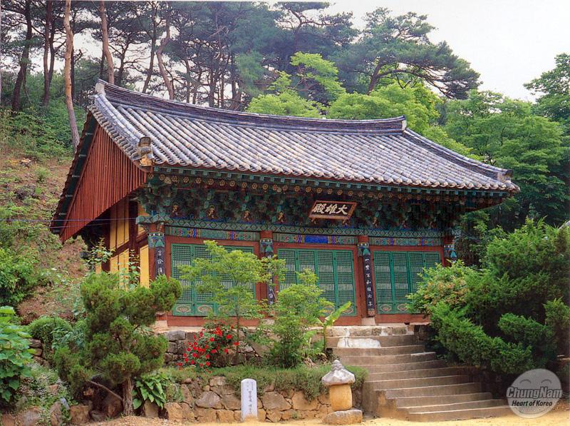 영랑사대웅전 (影浪寺大雄殿)