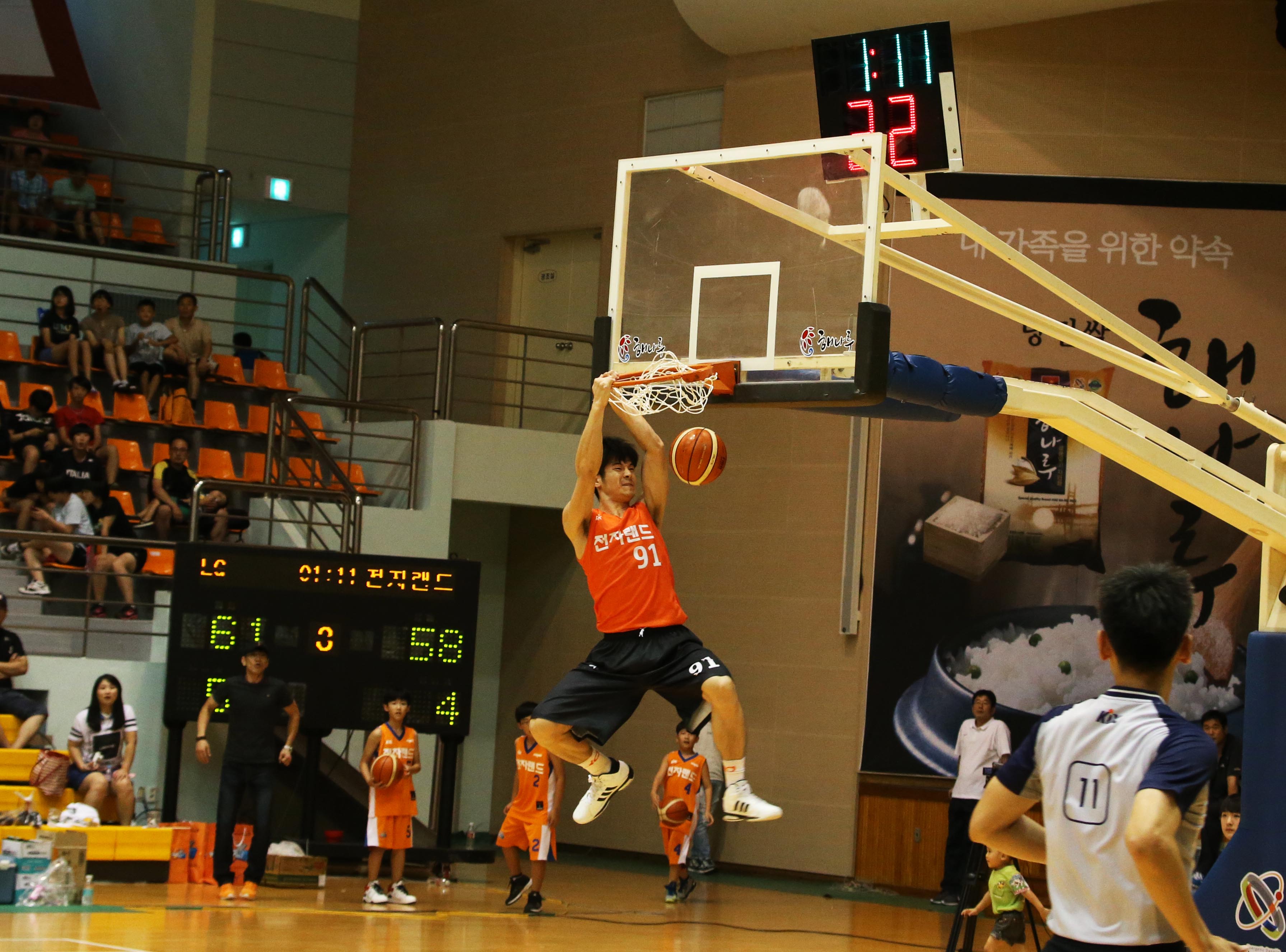 당진서 프로농구 시범경기 점프볼
