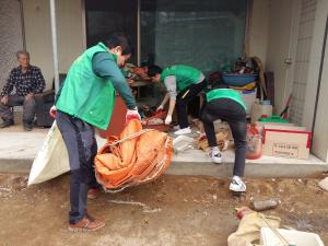 당진새마을가족 `사랑의 집 고쳐주기’