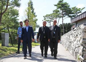 리노 피시켈라 교황청 대주교 솔뫼성지 방문