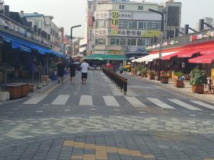 당진전통시장 노점상 자진철거