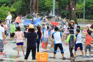 가을에는 역시 마음껏 뛰어 놀아야 제격