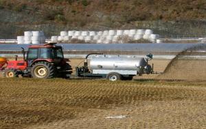 당진시, 농한기 부숙 안 된 가축분뇨 액비 살포 단속