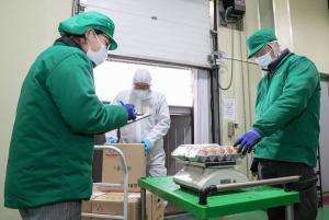 당진시 학교급식지원센터 직영 1년, 순항