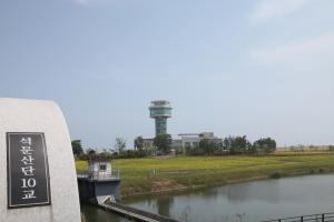 당진 석문면 장고항리, 바다 ․ 호수 ․ 꽃 어우러져 장관