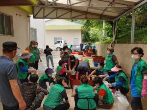 당진시, 새마을지도자 정미면협의회•부녀회 사랑 한가득, 정성 한가득 열무김치 나눔 행사