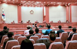 헌법재판소, 5년만에 공을 대법원으로 넘겨