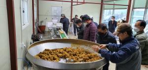 당진시양봉연구회, 꿀벌사료 공동생산으로 비용절감 톡톡