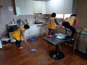 당진 고대면 지역사회보장협의체, 주거환경개선 봉사 펼쳐