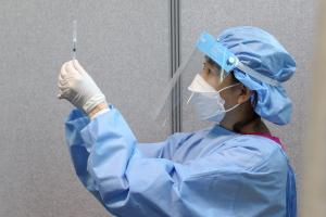 당진시, 60세 이상 코로나19 백신 추가접종(부스터샷) 예약실시