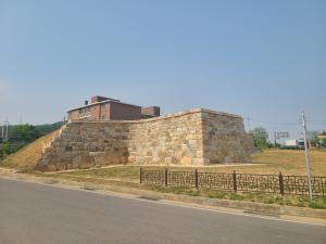 당진 면천읍성 동남치성, 동벽구간 복원 완료