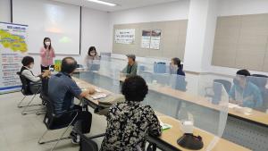 당진시립도서관‘어르신 그림책 자서전 만들기’개강