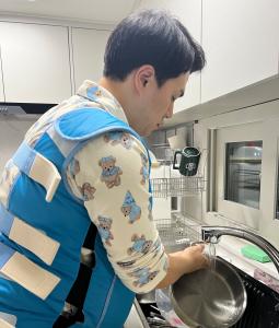 당진시, 임신부 체험복 대여! 예비 아빠도 임신 중~