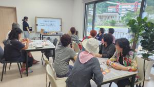 당진시, 건강·힐링 특화 정미4.4만세 작은도서관에서