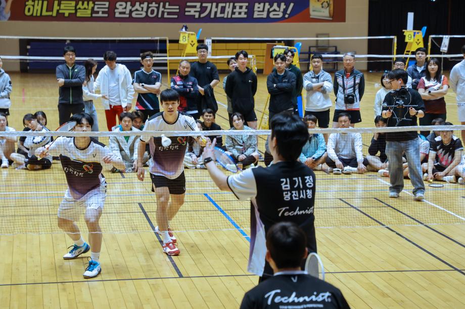 당진시, 제14회 시장기 배드민턴대회 시범경기 성료 이미지