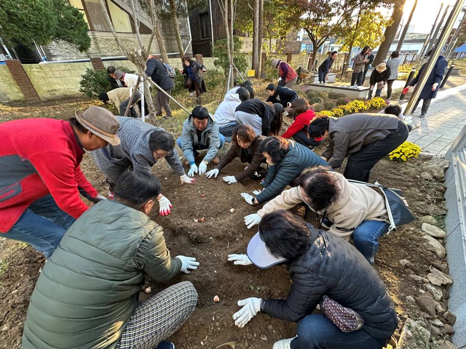 당진읍성광장, 주민 손으로 활짝 펴다! 이미지