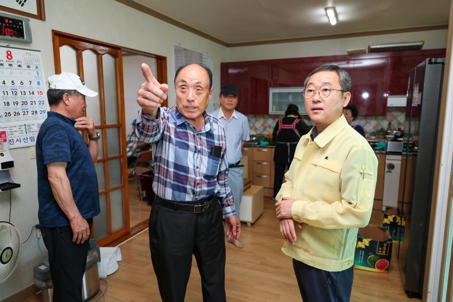 당진시, 폭염 대비 무더위 쉼터 찾아 시민 안전 살펴 이미지