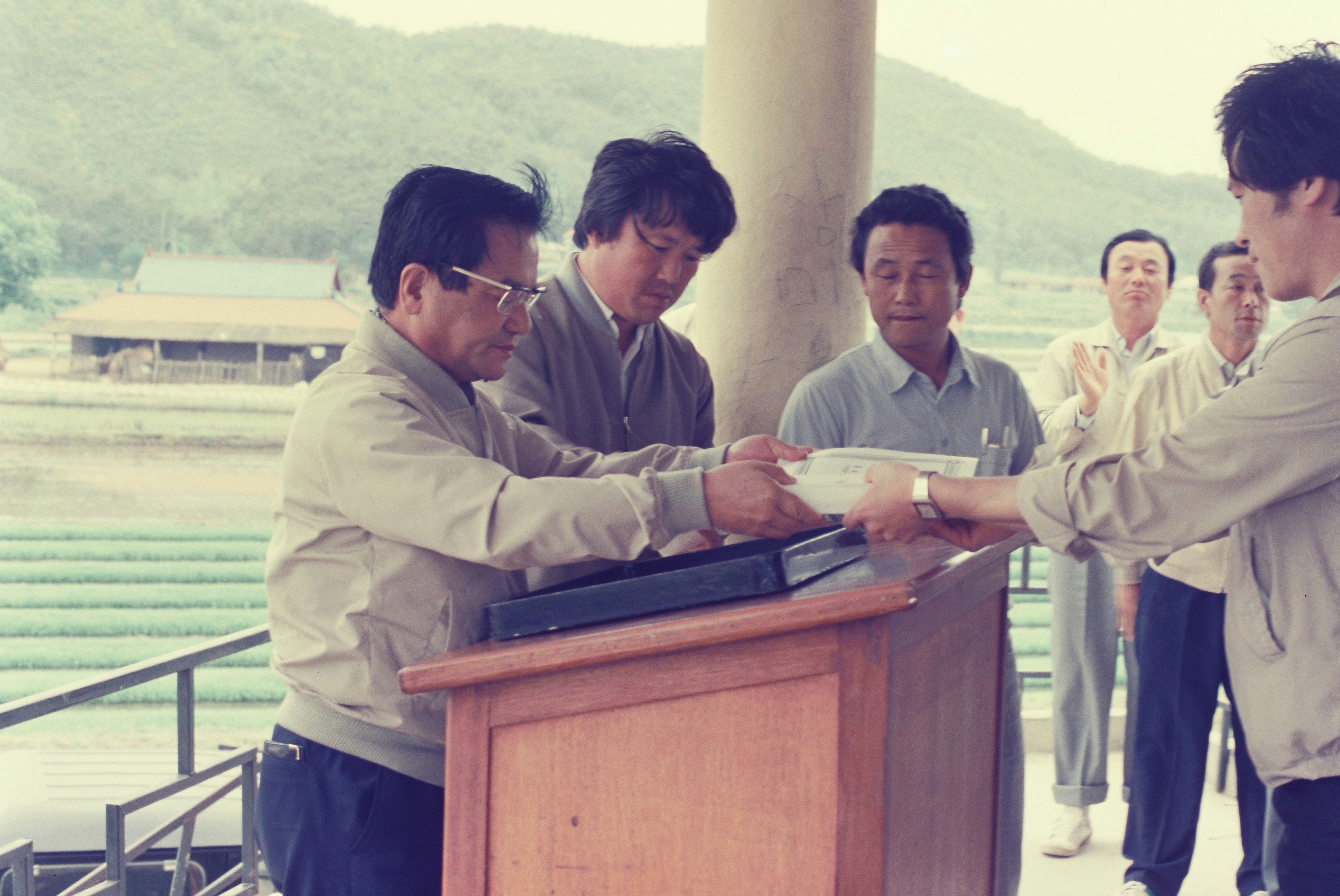 사진자료(1980년대)/1984/모내기 시상 0/