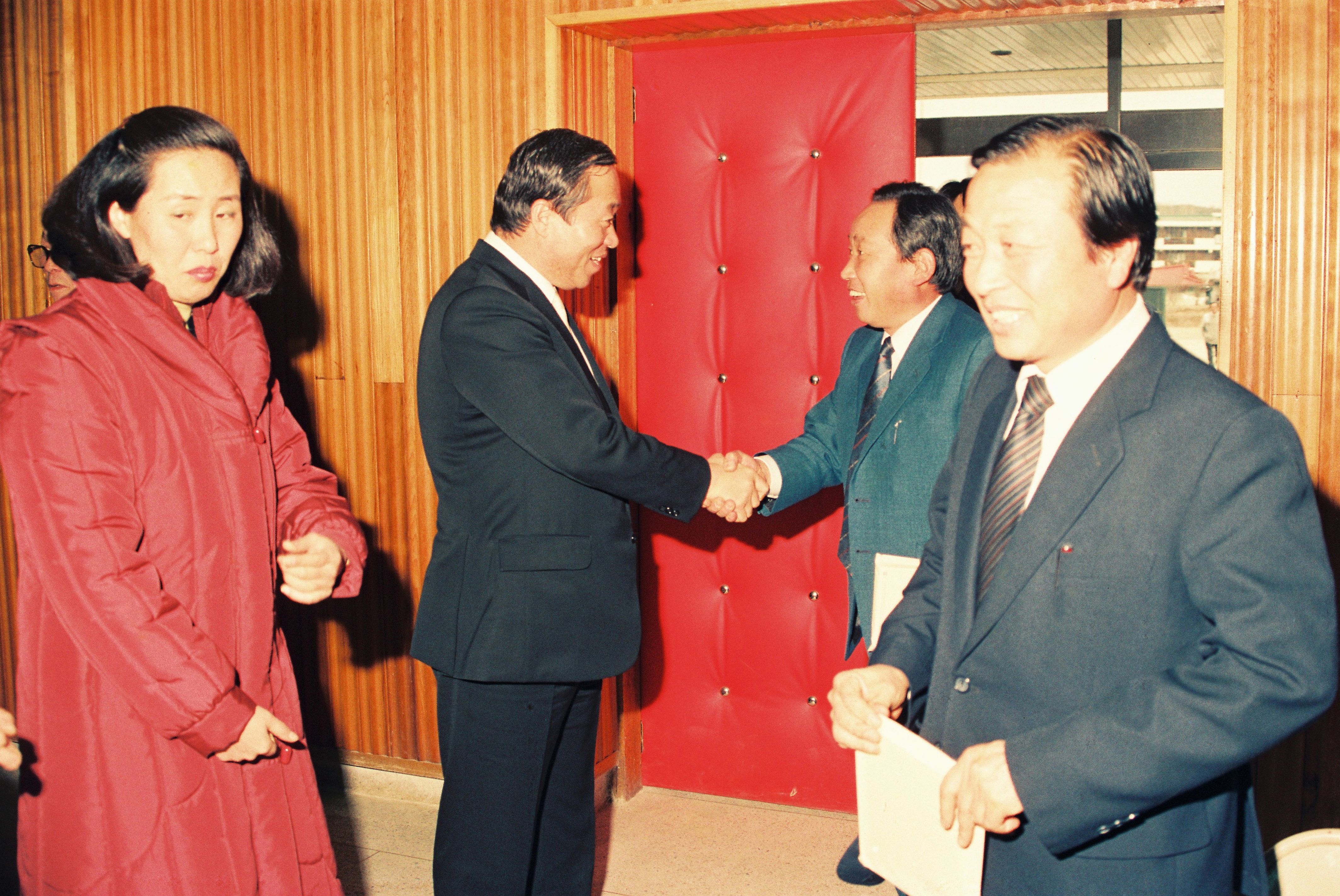 사진자료(1980년대)/1986/國會議員 金顯煜 博士 出版記念會(국회의원 김현욱 박사 출판기념회)② 1/