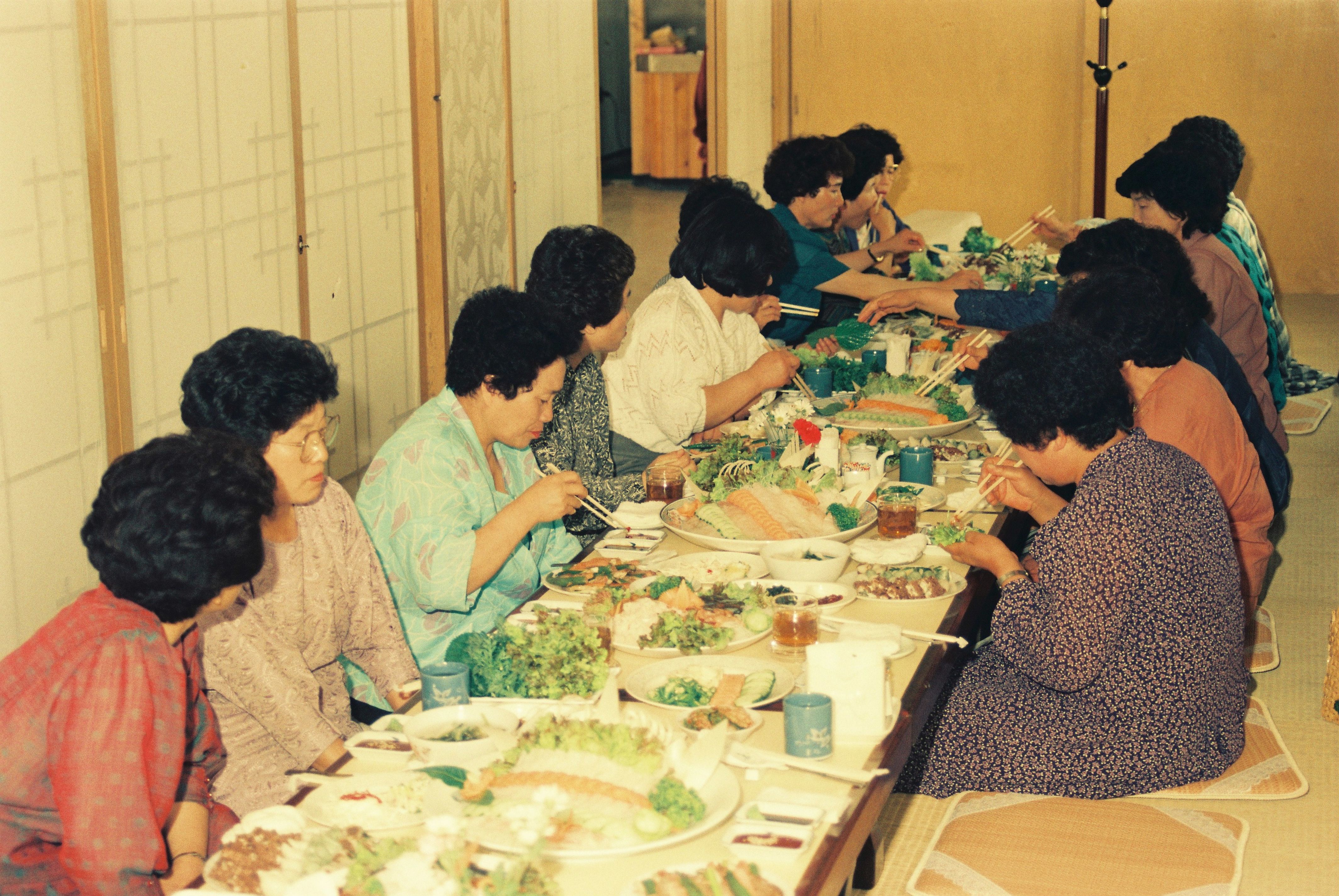 사진자료(1980년대)/1986/삽교천 관광지 정국자문위원(사모님) 내방① 0/