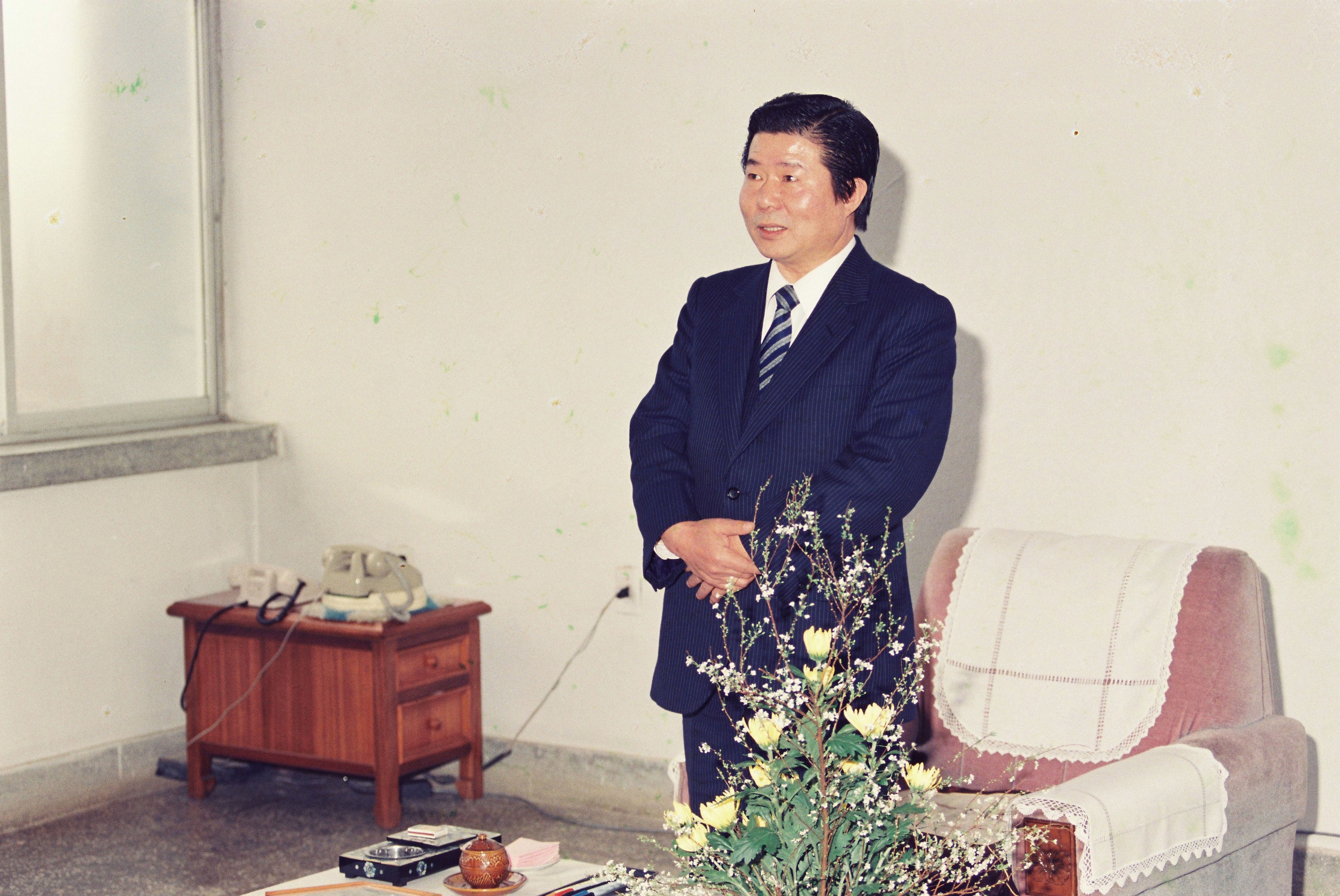 사진자료(1980년대)/1986/김흥태 군수 이임, 노완구 군수 초도순시 11/