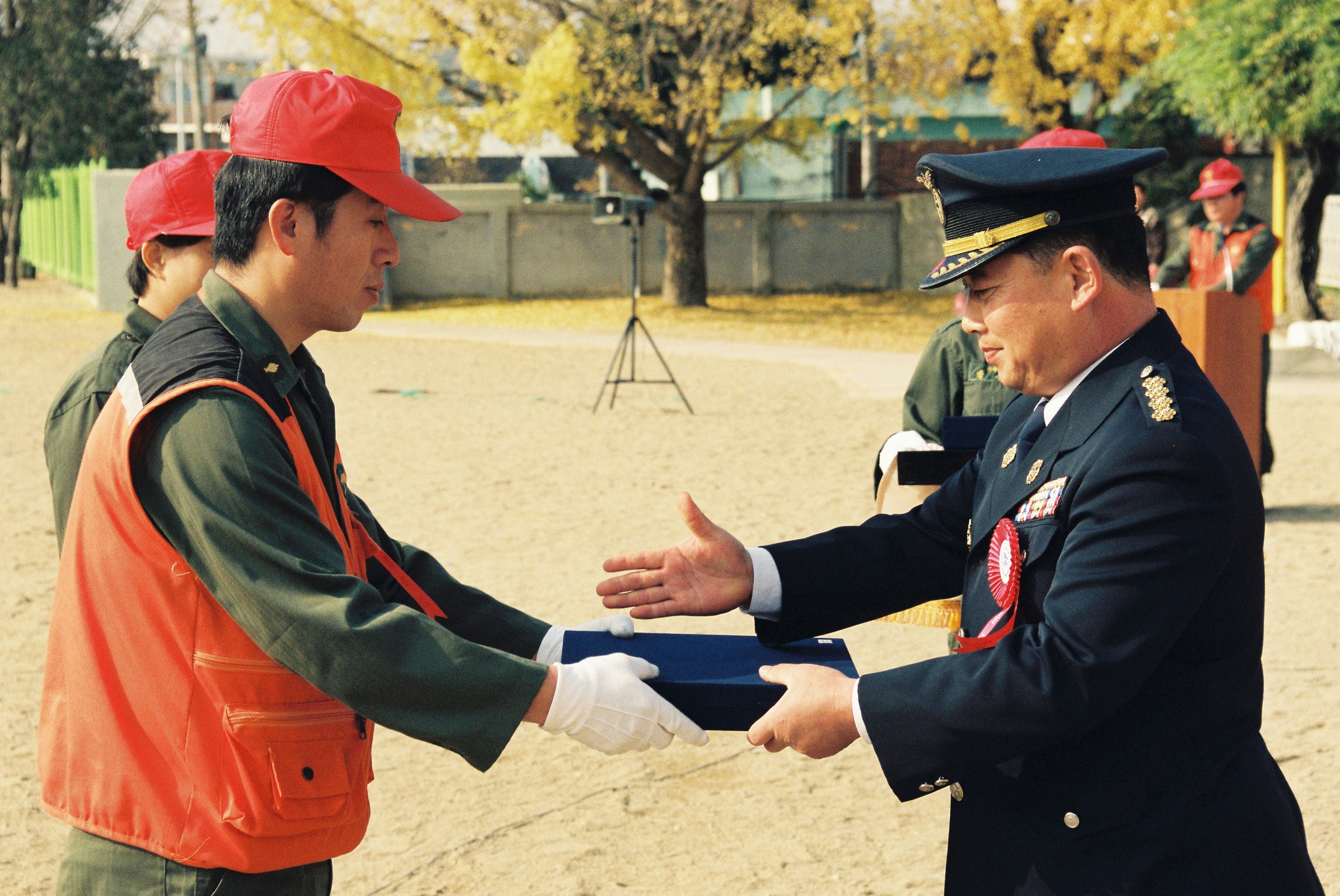 사진자료(1990년대)/1999/제37주년 소방의 날 기념식 3/