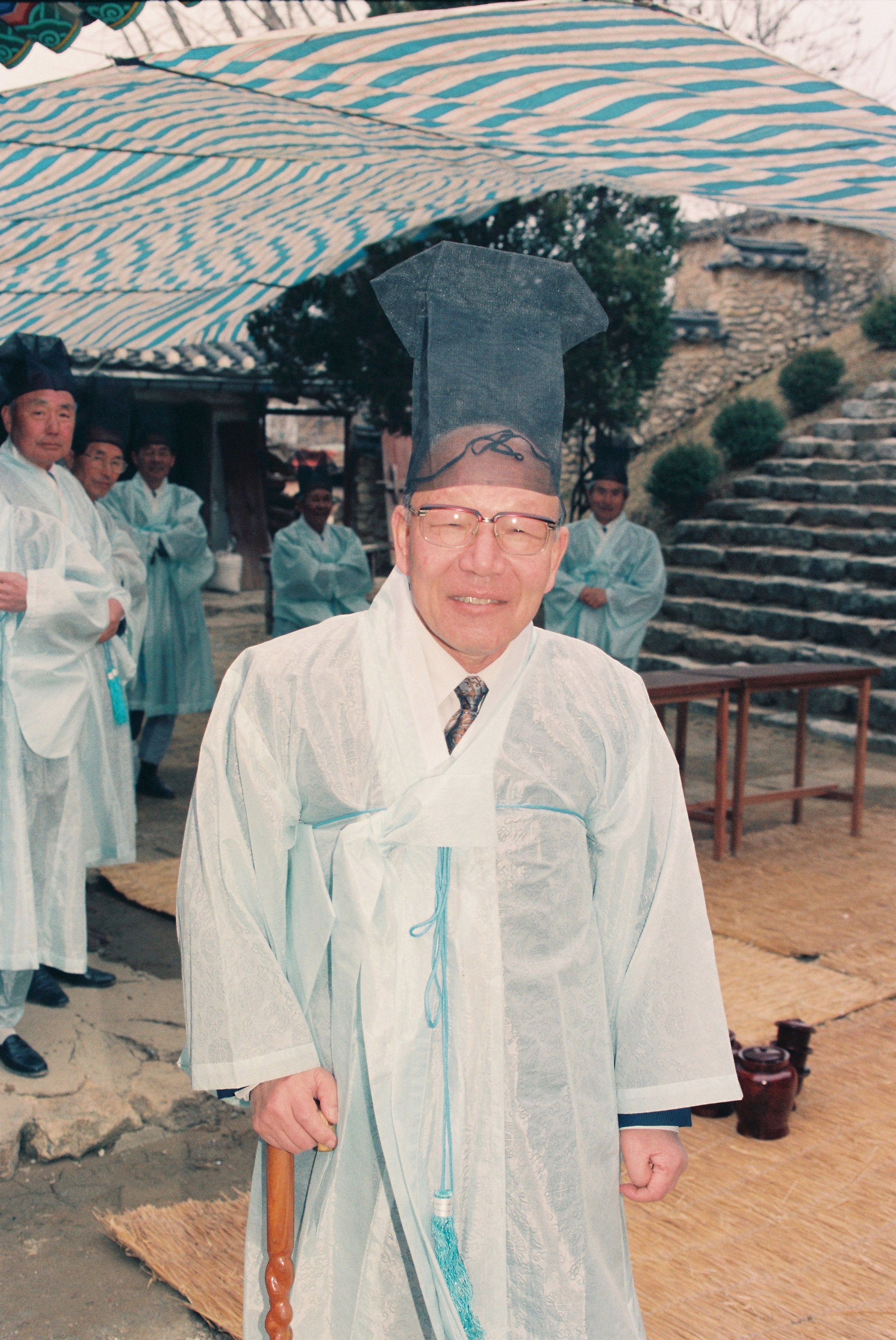 사진자료(1990년대)/1994/당진 향교 소제 2/