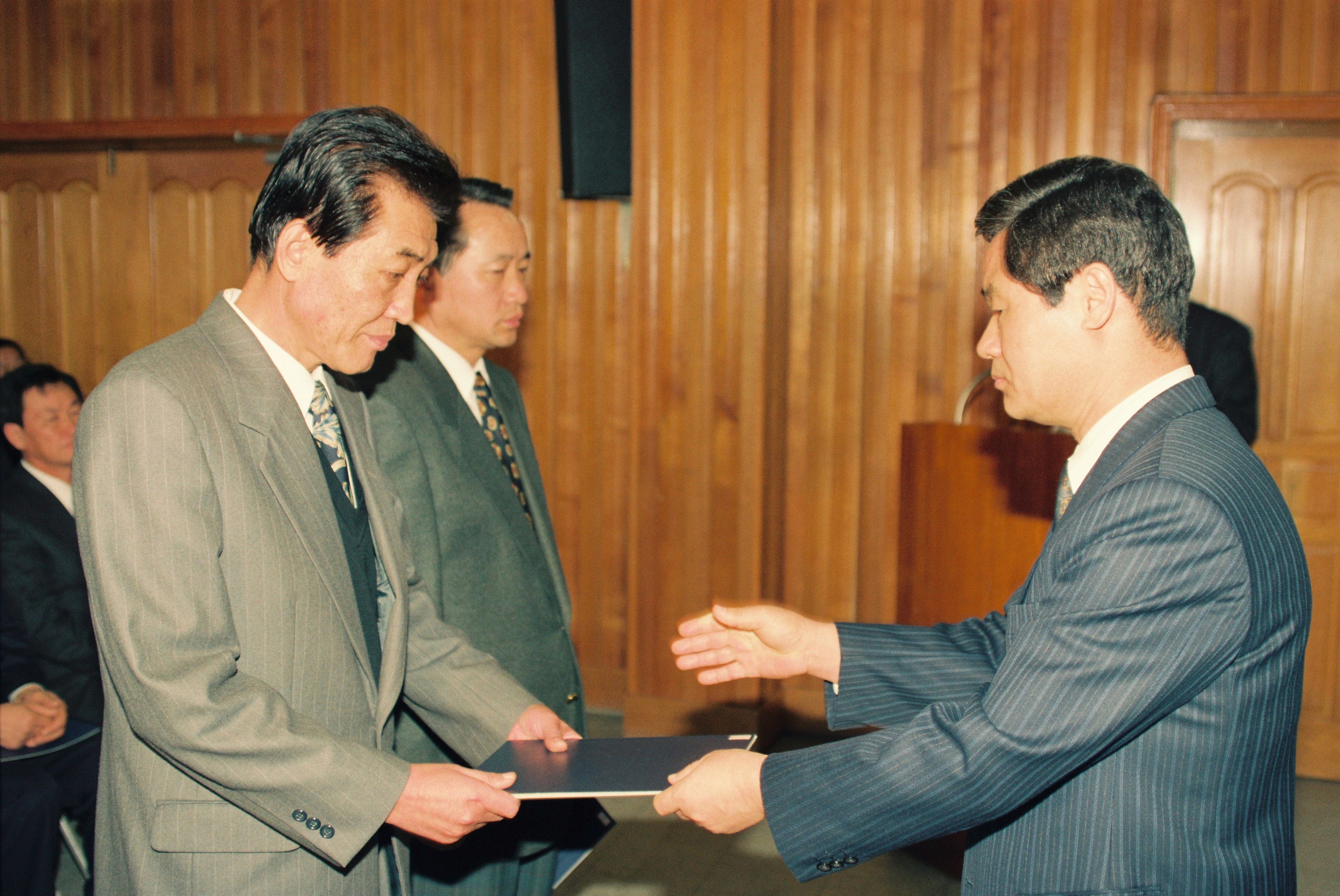 사진자료(1990년대)/1994/94 종무식 시상 0/