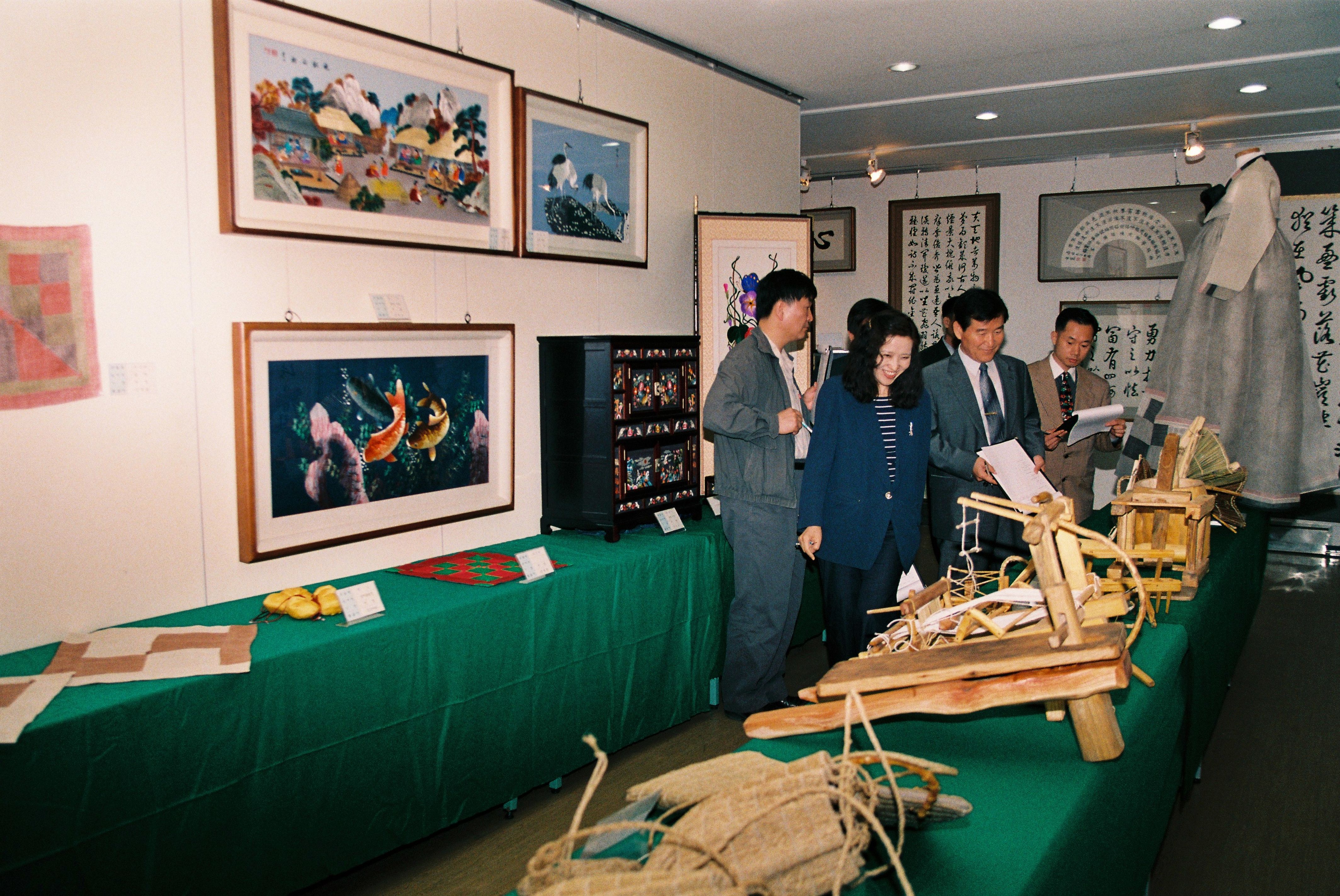 사진자료(2000년대)/2003/제33회 당진군 공예품 전시회 1/