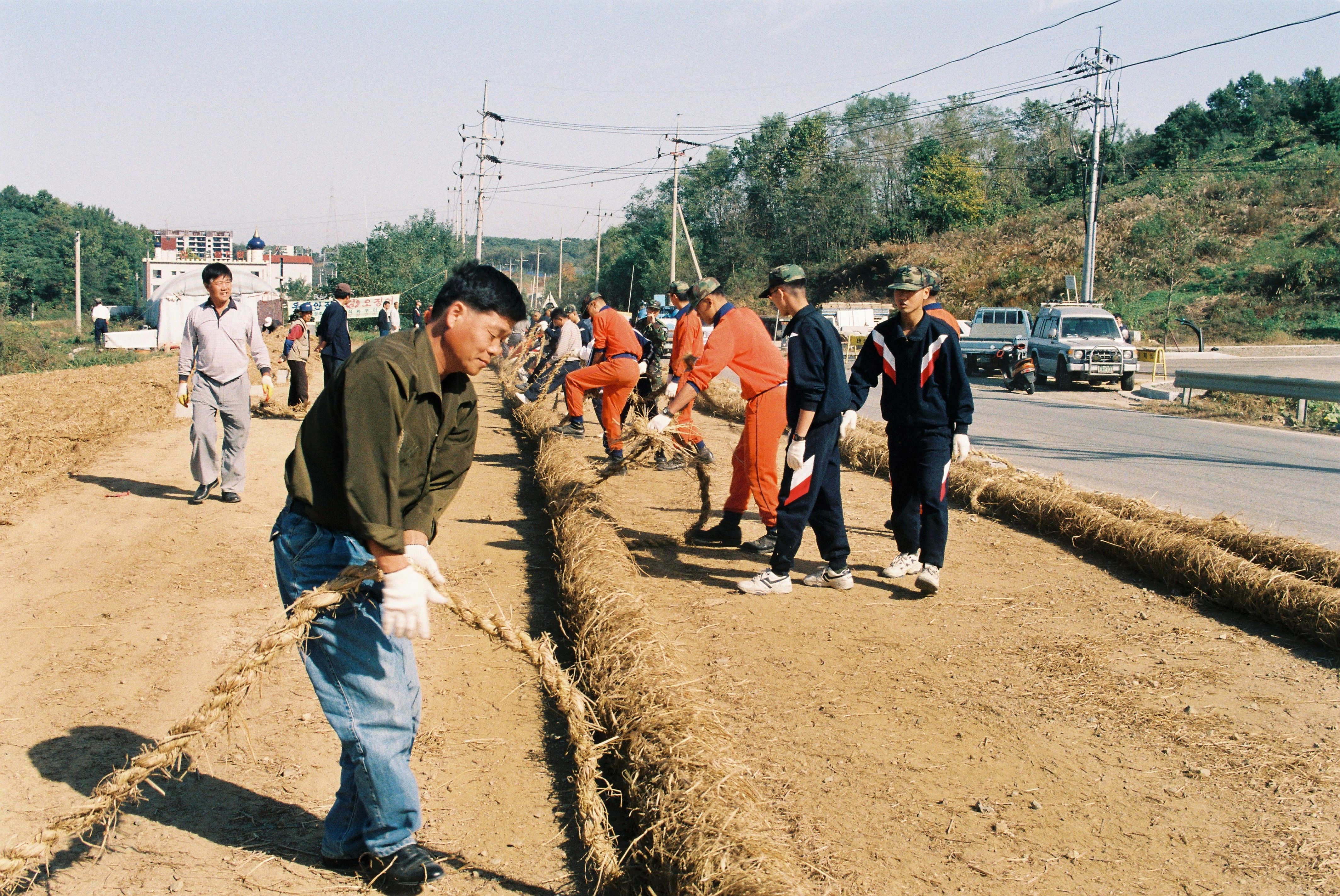 사진자료(2000년대)/2000/기지시 새끼줄 꼬기④ 2/