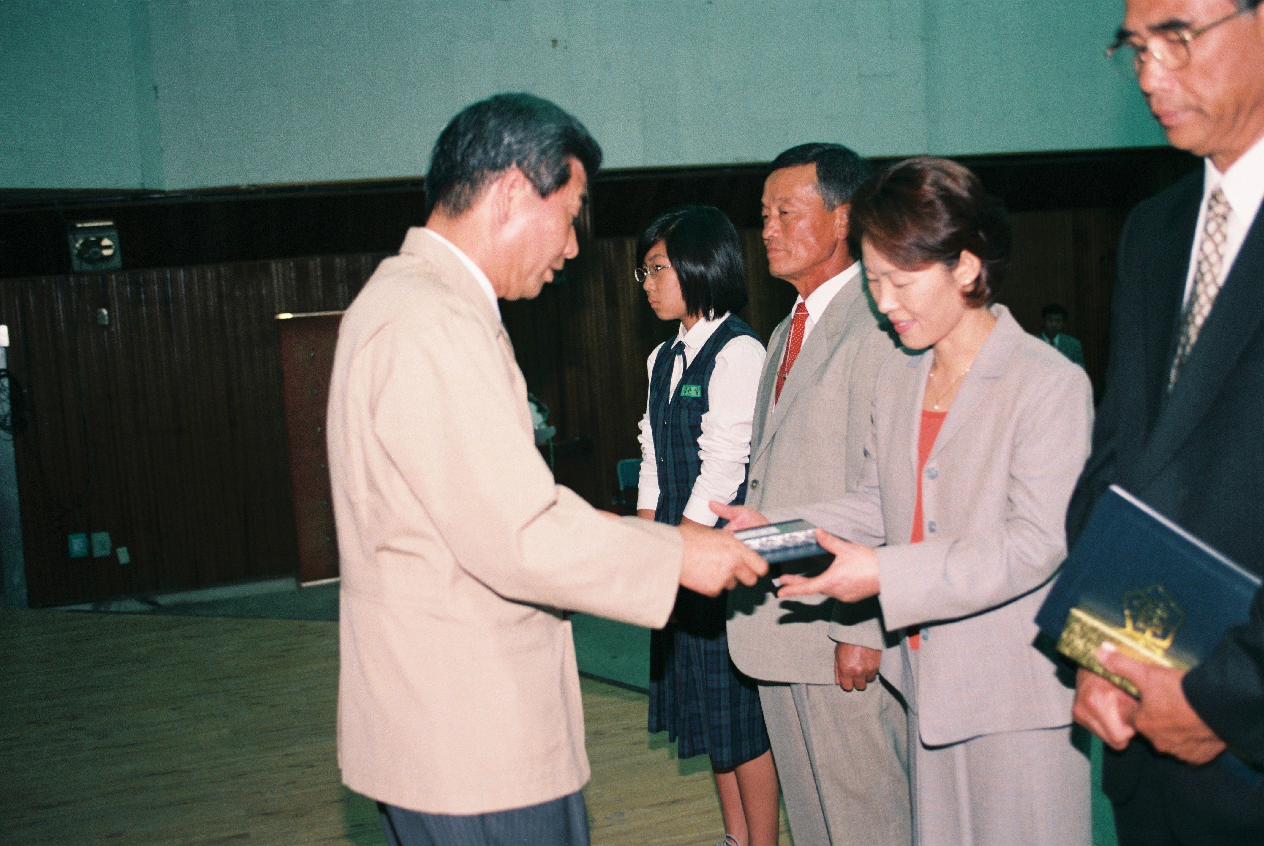 사진자료(2000년대)/2002/민방위대 창설 제27주년 기념식① 0/