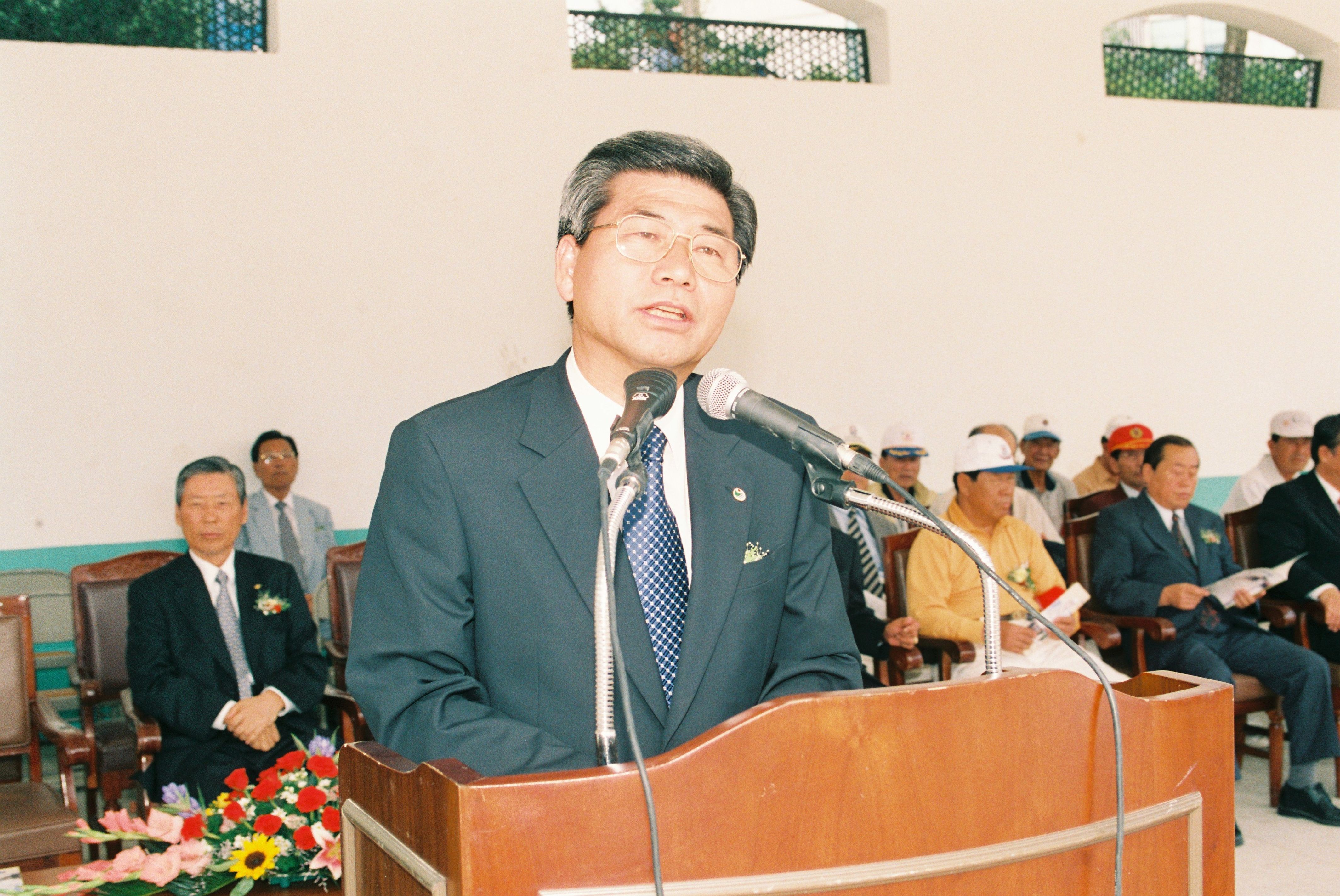 사진자료(2000년대)/2002/제3회 신성대학 학장기 경기, 충남지역 게이트볼 대회 0/