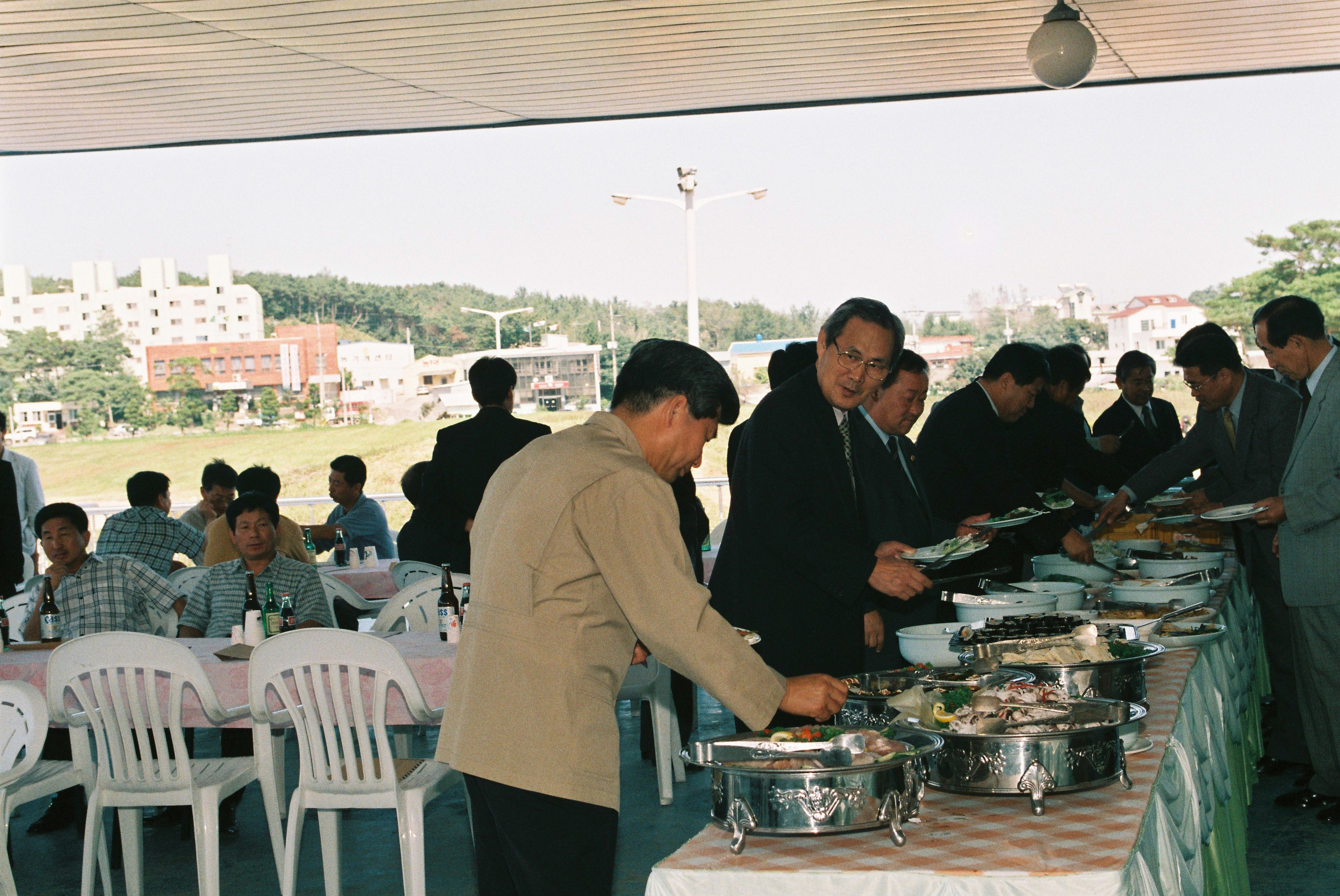 사진자료(2000년대)/2002/제54회 도민체전, 상위입상 다짐 및 제56회 도민체육대회 유치결의 0/