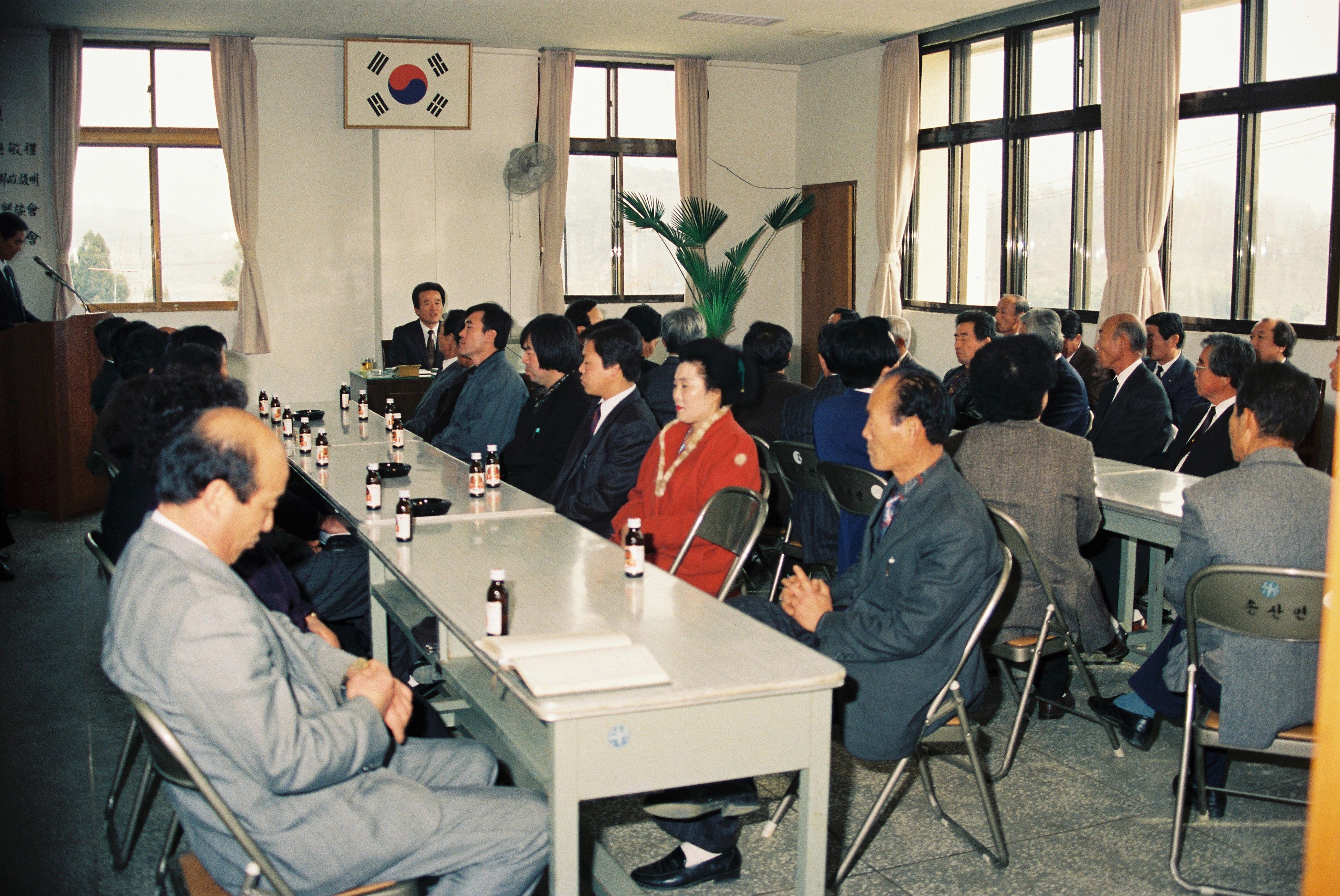 사진자료(연도미상)/연도미상/군 청사, 군화(개나리) 0/