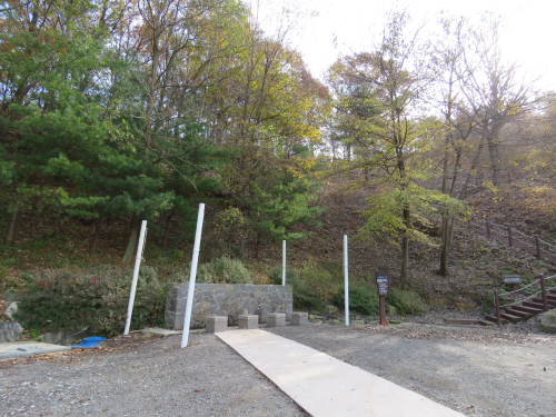 참나무원 세족장 주변