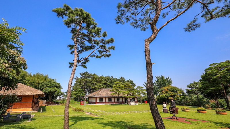 필경사 전경 사진