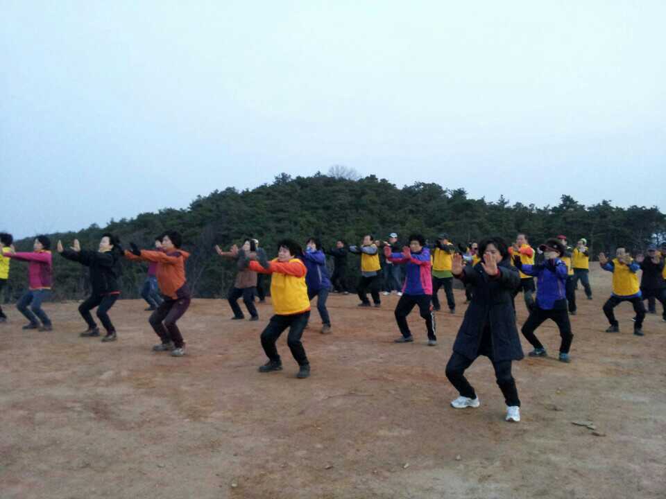 당진시, 새벽기공체조로 하루를 상쾌하게! 이미지