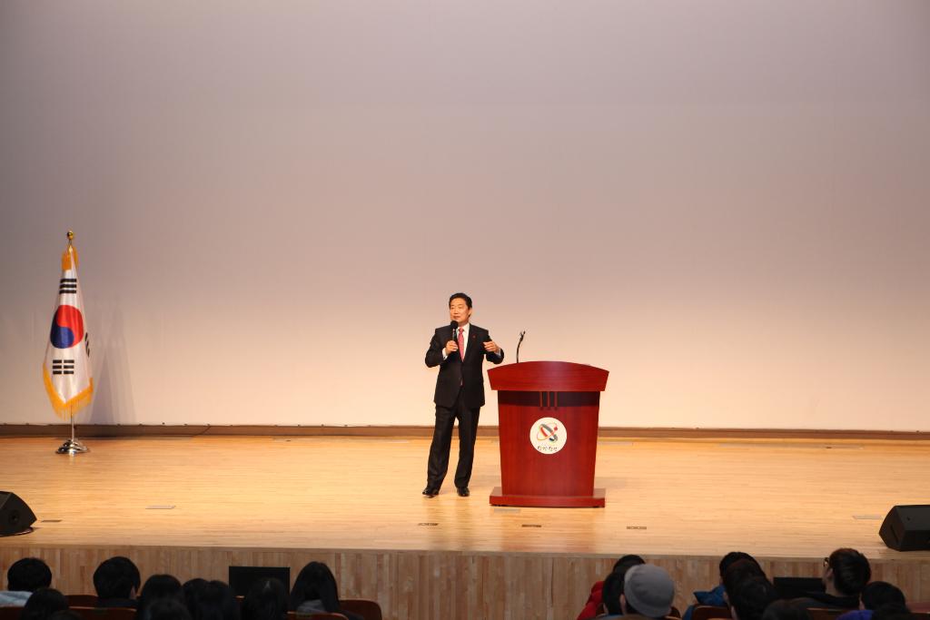 졸업은 끝이 아닌 또 다른 도전의 시작 이미지