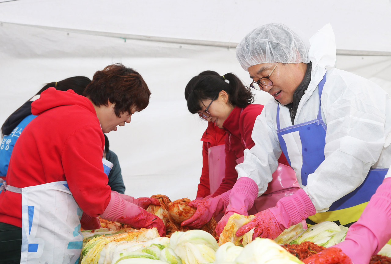당진시자원봉사센터, 사랑의 김장나누기 행사 열어 이미지