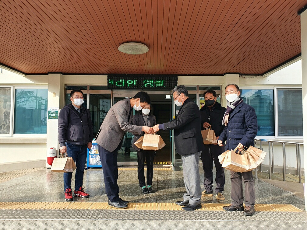 당진 늘픔나르샤 봉사단, 송악읍에 사랑의 기부