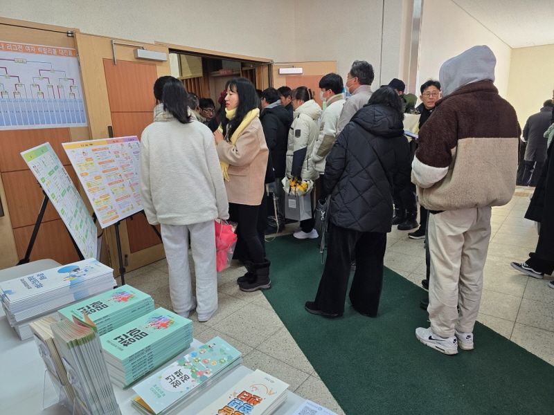당진시, 청년으로 향하는 졸업생들의 새출발 응원