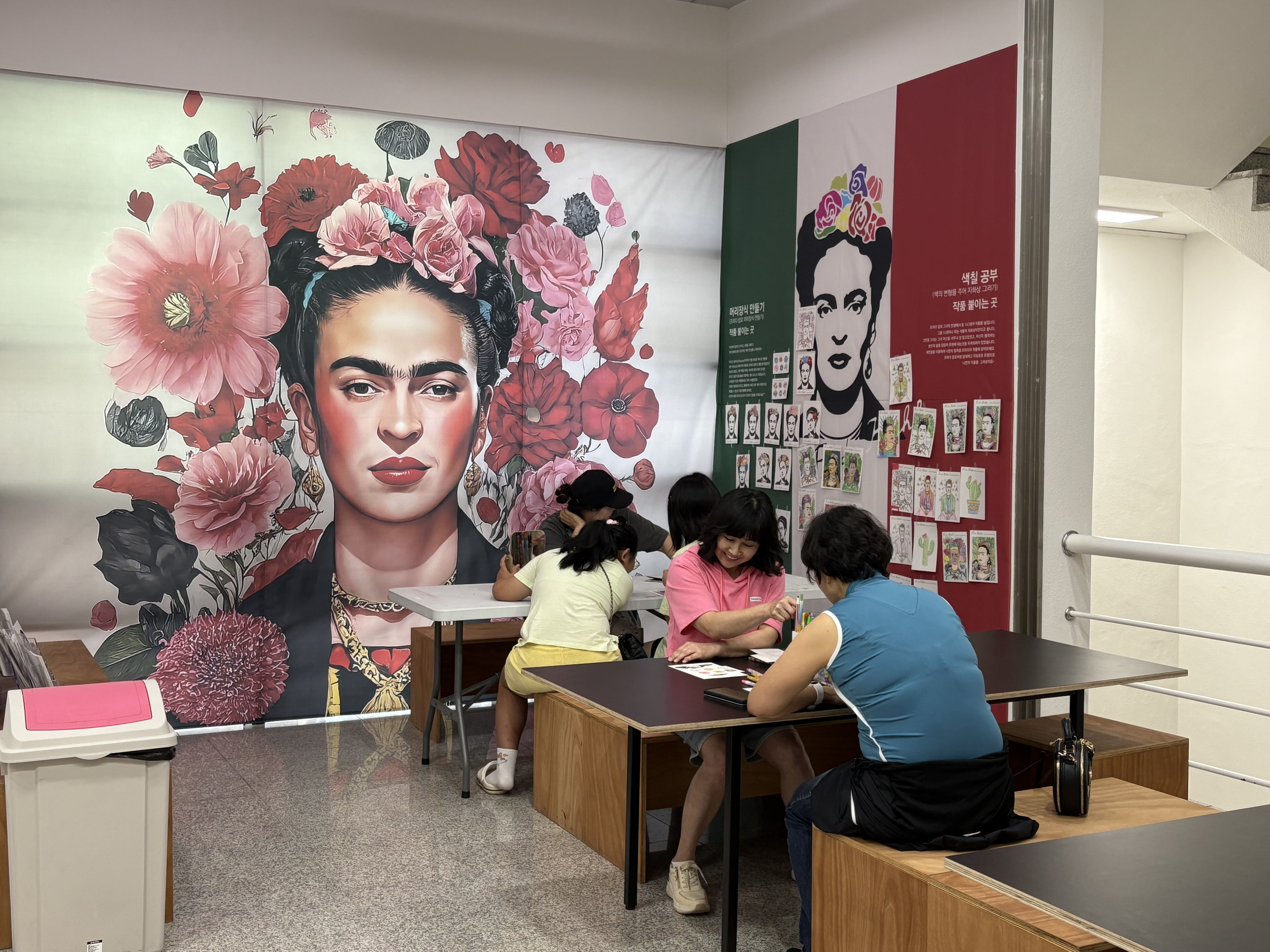 “프리다 칼로 레플리카 展 관람객 수 3천 명대 돌파로 성공적인 마무리되다!” 이미지