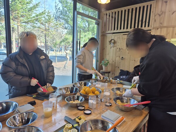 『‘당진시여자단기청소년쉼터, 문화체험 프로그램  ‘마음톡톡 수제청’진행 』